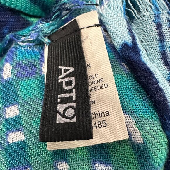 Apt. 9 Blue & Green Patterned Infinity Scarf 100% Rayon - Picture 3 of 4